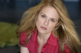 FFanzeen: Rock'n'Roll Attitude With Integrity: Theater Review: The View  From Here