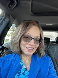 I am looking for a place that will cut and highlight hair without it being  200 to 300 dollars. After you turn 65 retire you can't afford to have your  hair done