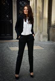 21 Stylish Girls Street Fashion World Inside Pictures Girl Street Fashion Lawyer Fashion Lawyer Outfit