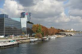 On saturday, it will be dry with plenty of sunshine for the most part of the day, but a band of showers is expected to push in from. Tf1 Tower Wikipedia