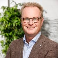 300+ 'Keppel' profiles