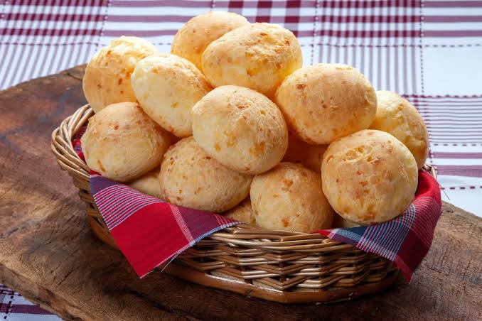 Como Fazer Pão de Queijo Mineiro Tradicional: Receita Fácil