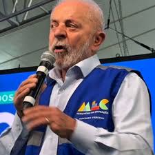 Lula fala com a juventude:, “Estudar, estudar e estudar!”, Porque é o  conhecimento que garante o futuro de verdade., Viva a educação pública!  Viva o Brasil que dá certo!