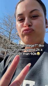 Alissa Jones's Instagram, Twitter & Facebook