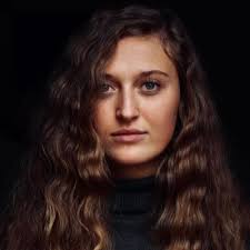 Cora Ogden's Instagram, Twitter & Facebook