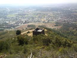 Rhodes memorial restaurant burnt down by raging fires on table mountain. Rhodes Memorial Myhikingmylife