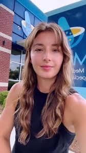 Heather Boulware's Instagram, Twitter & Facebook