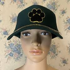 Otto Green Paw Print World Famous Foam Front