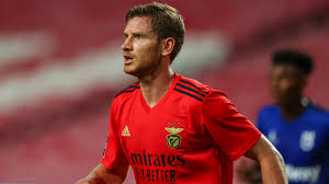 Vertonghen signs new tottenham contract extension. Jan Vertonghen Who Has History Of Loyalty Explains Why He Was Drawn To Benfica Cbssports Com