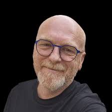 Let's Meet at Formnext 2025! 🥰 Join us for an event packed with  innovation, creativity, and connection. Catch live demos of our machines,  meet inspiring creators, and experience the future of making