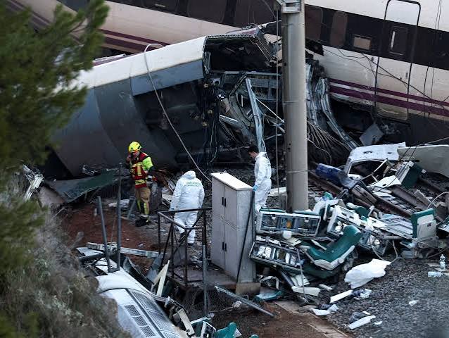 Deadly high-speed train collision in Spain kills dozens | In Pictures News | Al Jazeera