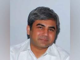 Pakistan's Interior Minister Mohsin Naqvi warns Imran Khan's party against  holding protest