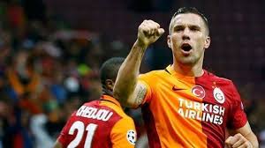 Tüm organizasyonlara bakıldığında ise podolski forma giydiği son 34 resmi maçta 31 gole katkıda bulundu. Podolski Galatasaray Ile Kariyerinin Zirvesinde