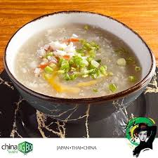 deniz urunleri corbasi seafood soup chopsticks yummy istanbul instafood foodie ye yemek calamari