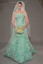 Cynthia Nixon S Wedding Dress She Walked Down The Aisle In Green Would You Here Are 5 More Green Wedding Dresses If You D Dare Green Wedding Dresses Dresses Bridal Gowns Vintage