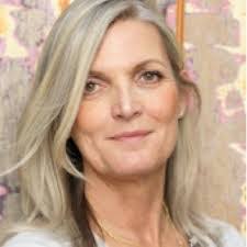 Laurel Chick's Instagram, Twitter & Facebook