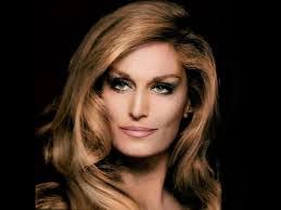 Fatima Fontes's Instagram, Twitter & Facebook