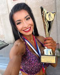 Majsterka Slovenska žien❤️🏆🥇🥺 ĎAKUJEM ZA GRATULÁCIE💕 #bikinifitness  #profitacademy #champion #winner #bikiniprep #jullteam #gymmotivation  #fitness #barboravosatkova