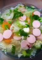 Jangan terlalu lama memasak bayam agar daunnya tetap hijau cantik dan tidak terlalu lembek. 136 Resep Sayur Bening Sosis Enak Dan Sederhana Ala Rumahan Cookpad
