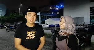 Aldi Taher Bersaing Dengan Pasha Ungu