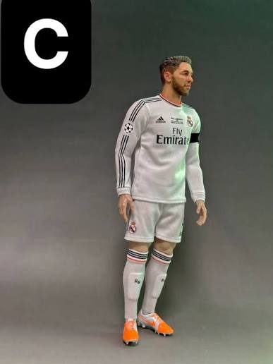 Mô hình cầu thủ bóng đá Sergio Ramos tỷ lệ 1/6.