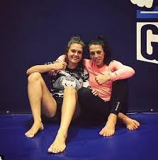 Zawodniczka mma karolina kowalkiewicz wyszła za mąż. Karolina Owczarz Byla Prezenterka Polsatu Przed Debiutem W Mma Jak Polamia Mi Nos To Polece Do Kalifornii I Mi Naprawia