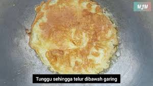 Simpel banget dan siapapun anda, pasti bisa membuatnya sendiri dirumah. Resepi Telur Dadar Ala Thai Dapur Mjm Youtube