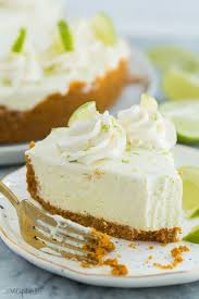 This Easy Key Lime Cheesecake Is A Simple No Bake Dessert That Is Perfect For Spring It S Sweet Key Lime Cheesecake Lime Cheesecake Lime Cheesecake No Bake