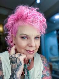 Heather Breland's Instagram, Twitter & Facebook