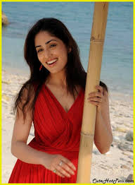 Image result for yami gautam in action jackson blue saree