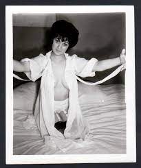 Unterwäsche lingerie Erotik nude night gown vintage Dessous pin up Foto  photo by Photo:: (1960) Photograph 