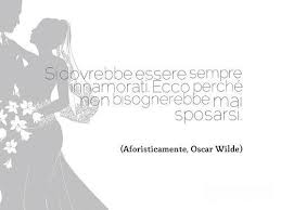 Le frasi per matrimonio che accompagnano il regalo agli sposi vanno scelte in base al tipo di familiarità e di rapporti con la coppia di sposi. Le Piu Belle Frasi Di Auguri Per Il Matrimonio Da Dedicare Agli Sposi Aforisticamente