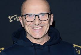 Pytanie na śniadanie'. Katarzyna Cichopek zwróciła się do Roberta Rozmusa.  Przekazała wiadomość od Kurzajewskiego