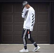 Yeezy 350v2 Only 29 On Twitter Hypebeast Fashion Yeezy Outfit Hypebeast Outfit