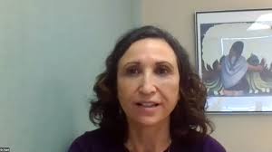 De-Stress & Relax: Dr. Huet Shares Mindfulness Strategies For Caregivers  During The Holidays