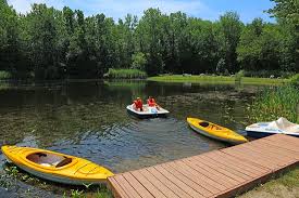 White pines has 103 class b/s campsites with vehicular access and a shower/flush toilet building. White Pines Campsites Campground Reviews Barkhamsted Ct Tripadvisor