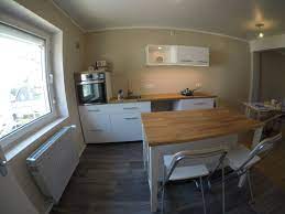 Komfortable wohnung mit parkettboden und balkon in ruhiger und gleichzeitig sehr zentraler lage. 4 Zimmer Wohnung Zu Vermieten Papenberghang 58 45136 Essen Bergerhausen Mapio Net