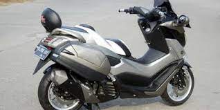Hai, kalo kemarin ada review yamaha mt25 dengan konsep touring, untuk video kali ini bakal ada review dari motor matic yaitu yamaha nmax yang dimodifikasi de. Pin Auf Gtr Motor Yamaha Nmax Modif