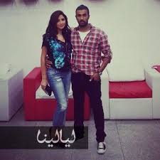 شارك المخرج محمد سامي جمهوره بصورة له عبر حسابه على موقع التواصل الاجتماعي انستقرام وهو يحمل ابنته الصغيرة سيلينا ويداعبها وعلق الجمهور على الشبه الكبير بينه وبين والدتها الفنانة الشابة مي عمر وعلق بعضهم نسخة من أمها. Ø£Ø¬Ù…Ù„ ØµÙˆØ± Ø§Ù„Ù…Ø®Ø±Ø¬ Ù…Ø­Ù…Ø¯ Ø³Ø§Ù…ÙŠ ÙˆØ²ÙˆØ¬ØªÙ‡ Ø§Ù„Ù†Ø¬Ù…Ø© Ù…ÙŠ Ø¹Ù…Ø± Ù…ÙˆÙ‚Ø¹ Ù„ÙŠØ§Ù„ÙŠÙ†Ø§ My Style Fashion Style