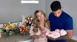 His original greek counterpart is heracles (meaning glory of hera). Who Is Evander Kane S Wife A Brief Family Bio