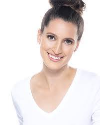 Donna Suter's Instagram, Twitter & Facebook