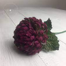 Chrysanthemum Flower In Cold Porcelain Or Gumpaste Private Tuition London Area Weekly Tutorials On M Cold Porcelain Flowers Cold Porcelain Porcelain Flowers