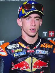 Why is Pedro like a Stone, he doesn't even talk and stays silent in the  interview and conferences. Last year he used make a few jokes,this year  idk. He seemed to get a burn