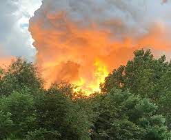 Un incendiu puternic a alertat locuitorii din zona salvare, din municipiul constanța, în noaptea de 4 spre 5 octombrie. Hqfquewzicgljm
