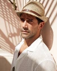 Mohamed Elfeky's Instagram, Twitter & Facebook