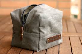Il Fullxfull 518363309 Pz53 Jpg 1500 996 Waxed Canvas Bag Mens Toiletry Bag Toiletry Bag