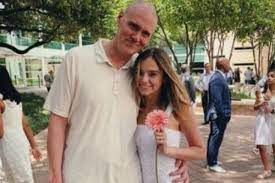 His birthday, what he did before fame, his family life, fun trivia facts, popularity family life. Rick Carlisle S Wife Is Donna Nobile Since 2000 Ecelebritymirror