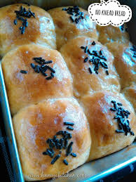Disukai, karena rotinya yang begitu empuk dipadukan dengan selai serikakaya yang manis. Resep Roti Empuk Dan Lembut Tanpa Diuleni No Knead Bread Haniya Kitchen