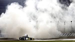 Watch as denny hamlin makes contact with alex bowman and the two wreck late at texas motor speedway. Redemption Elliott Overcomes Recent Misfortunes To Win At Charlotte The North State Journal