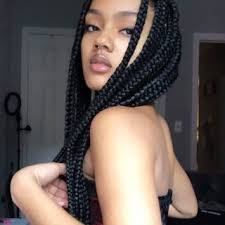 Kiara Curtis's Instagram, Twitter & Facebook